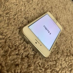 Silver iPhone SE!!!